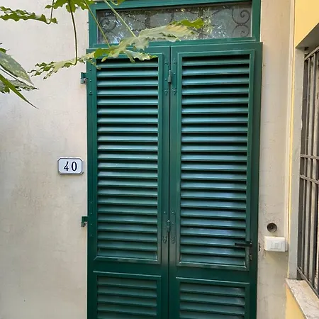 Giuseppe Giovannetti 40 Nyaraló *